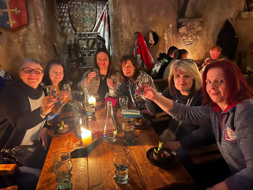 Riga: Pub Crawl for 50+ with Folk Clubs & Authentic Bars - Stop 1: Traditional Folk Clubs Where the Evening Starts With Music