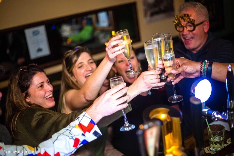 Rome: NYE Pub Crawl and Club - Walking, Rain or Shine, and What to Wear