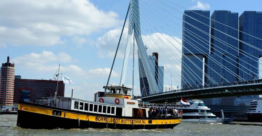 Rotterdam: Pub Cruise with Drinks and Bites - Weather, comfort, and what to do if you need a plan B