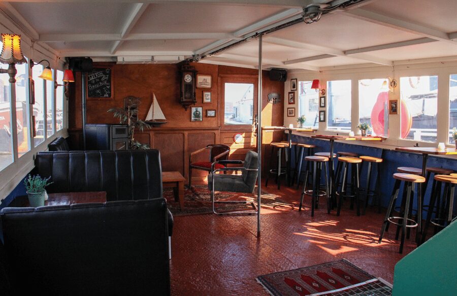 Rotterdam: Pub Cruise with Drinks and Bites - Who this Rotterdam cruise suits best