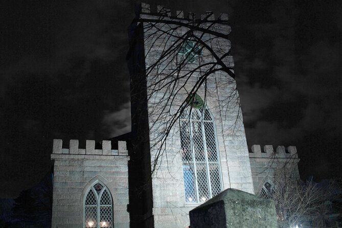 Salem Booze and Brews Haunted Pub Crawl by US Ghost Adventures - Stop 2: Rockafellas Restaurant and the Party-But-Not-Quite Vibe