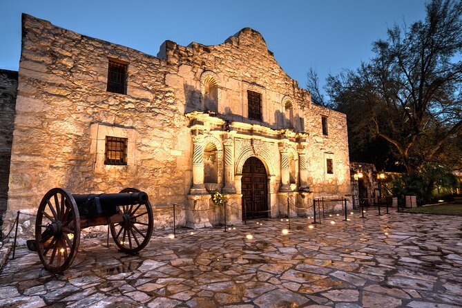 San Antonio Haunted Pub Crawl - The guide is the product: how the best nights play out