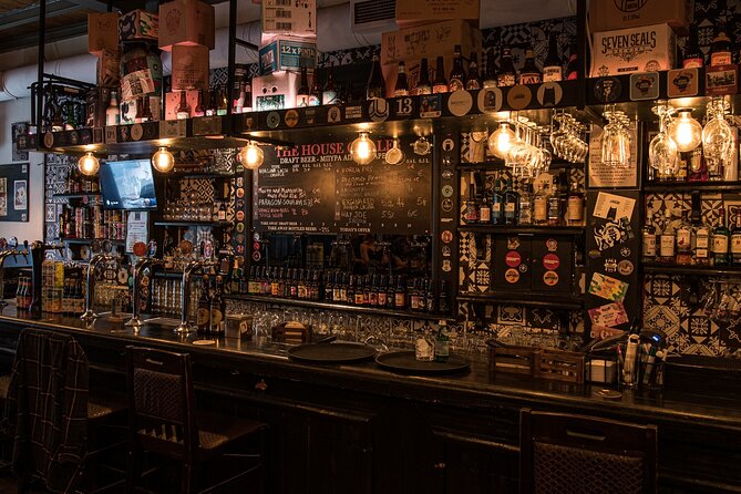 Saturday Night Pub Crawl in Thessaloniki, Greece - Starting at Beer O’Clock Pub & Kitchen: the historic-street kickoff