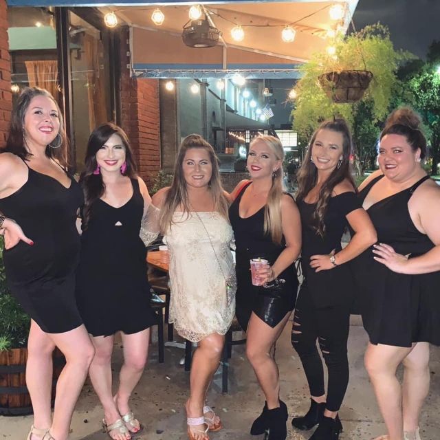 Savannah: Drag Queen Guided Pub Crawl with Sing-a-Longs - Price and Value: What $38 Really Buys