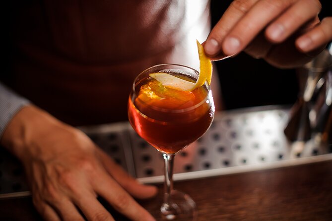 Savannah Strangled not Stirred Pub Crawl - Alcohol, age rules, and what the ticket actually covers