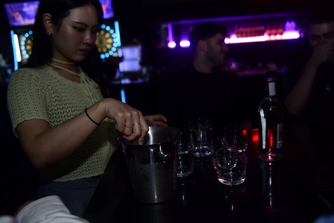 Seoul: Apgujeong Premium Pub Crawl with VIP Bottle Service - VIP bottle service and unlimited drinks: how to make the value work