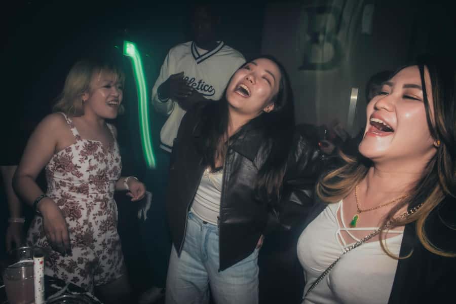 Seoul: Premium Pub Crawl with Limitless Drinks - FAQ