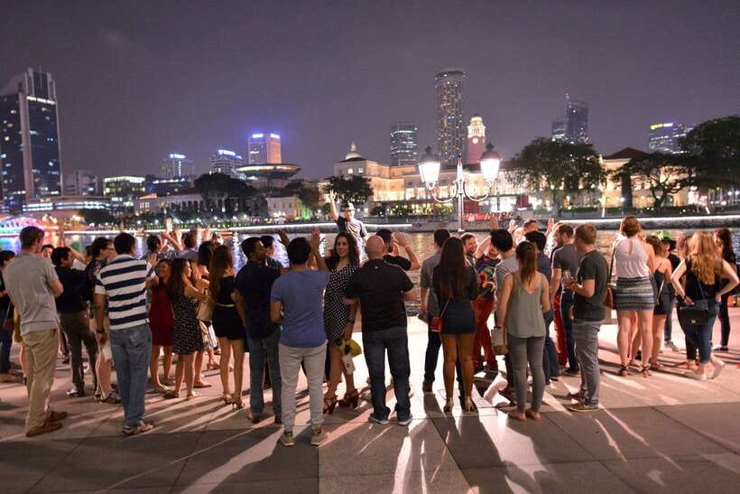 Singapore Pub Crawl - Party like a Local - Who Should Book This Crawl (and Who Might Skip It)