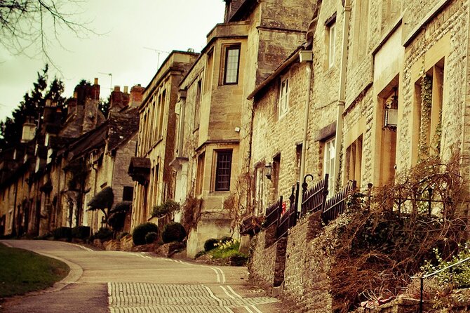 Southampton to London via Cotswold Villages, Oxford & Pub Lunch - The Coach Ride: Comfort, Luggage, and a Small-Group Feel