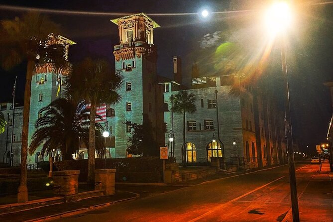 St. Augustine's Booze & Boos Haunted Pub Crawl - What to expect from the group size and pace