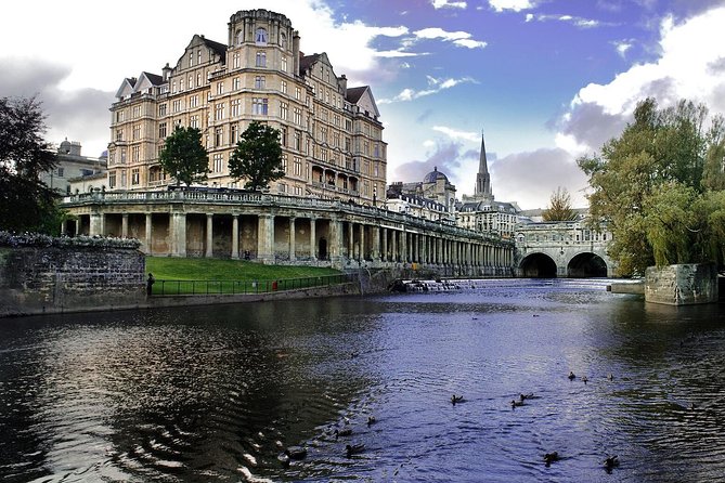 Stonehenge, Windsor Castle and Bath with Pub Lunch in Lacock - Value for money around $123: what you’re really paying for