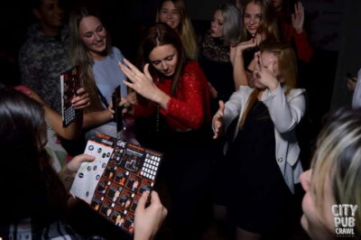Tbilisi: City Pub Crawl with welcome shots in game format - Game-format welcome shots and bar contests