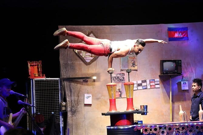 The Cambodian Circus Show and Pub Street Night Market - Hotel pickup, tuk tuk or car, and the timing reality