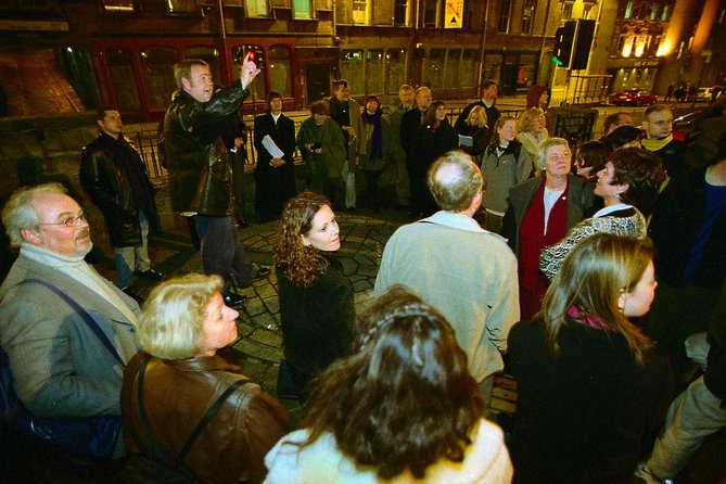 The Edinburgh Literary Pub Tour - Your 7:30 pm route: Grassmarket to New Town finishes