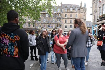 The Edinburgh Literary Pub Tour - What the actor-guides do (and why it matters)