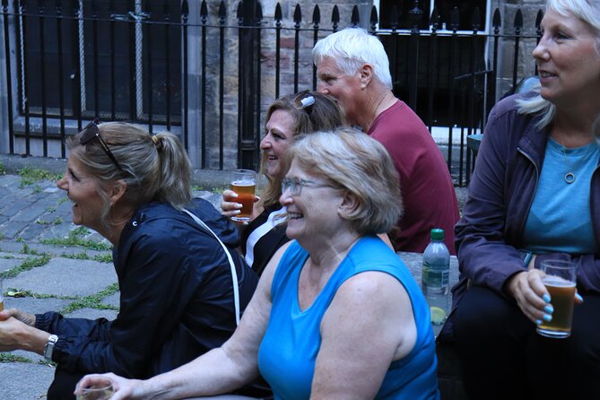 The Edinburgh Literary Pub Tour - Practical tips that make the night smoother