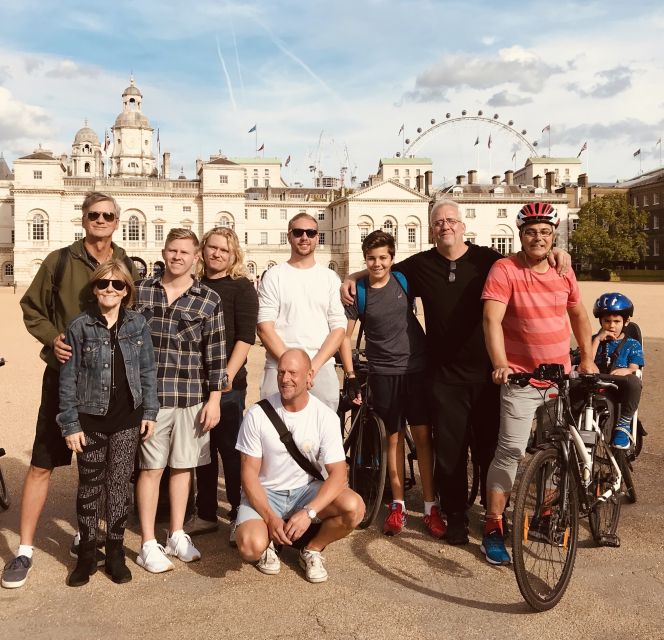 The London "Big Six" and a Pub. 5.5 hour tour - Buckingham Palace area and the royal viewpoints