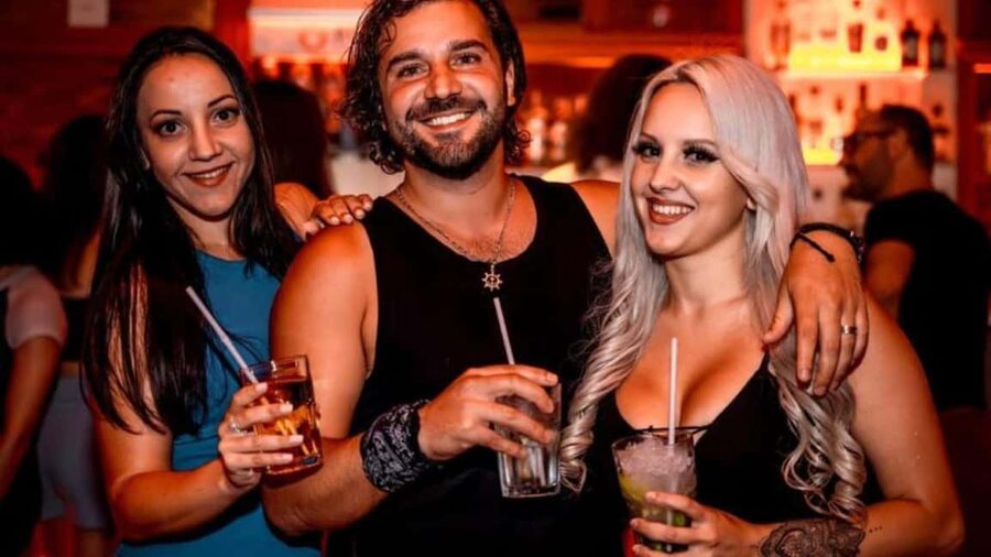 The Original Athens Pub Crawl With VIP Club Entry - The Mythology and History Twist: Athens Stories Between Drinks