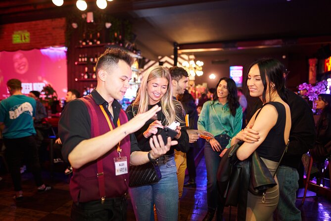The Original Shoreditch Pub Crawl - Shoreditch at 7:30 pm: why this timing makes sense