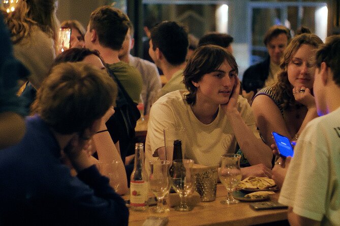 Thursday & Friday Night Pub Crawl for Professionals in Athens - Where this crawl fits best (and where it doesn’t)