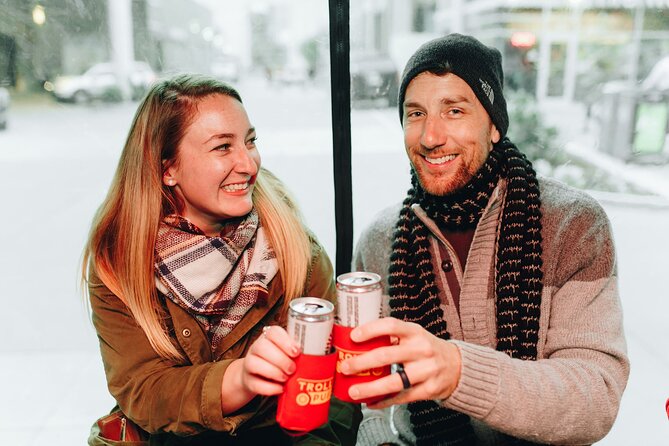 Trolley Pub Holiday Lights Tour in Columbus - Drivers set the tone: music, humor, and local context