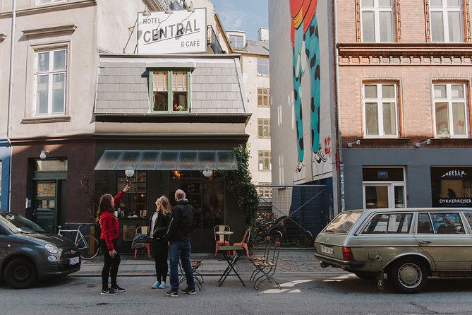Vesterbro Tour With Beer & Pub Visits - Max 10 People - Mikkeller Bar: siblings, craft origins, and the contrast to Freddy’s