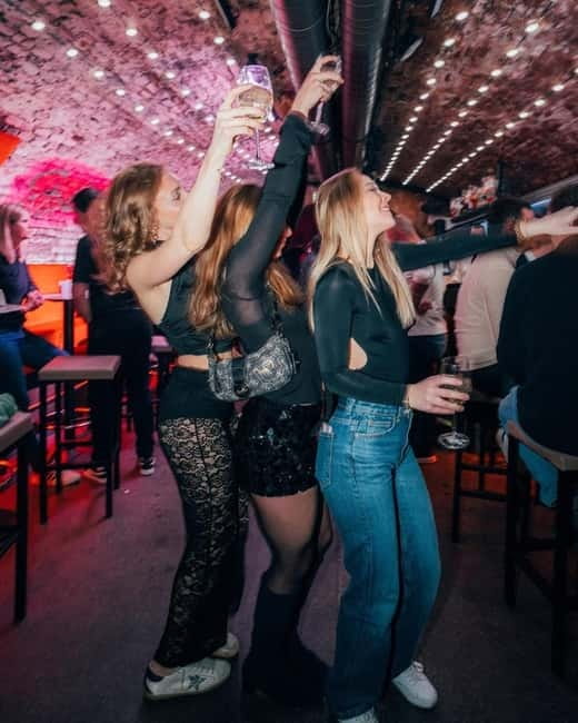 Vienna: Guided Pub Crawl with Club Entry - The Guides: Names People Keep Praising