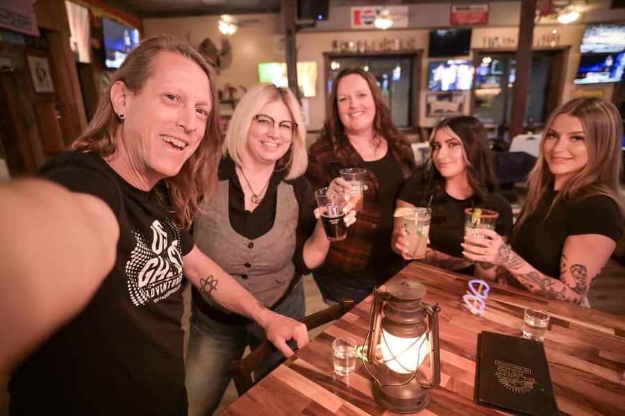 Waikiki Ghosts Boos and Booze Haunted Pub Crawl - Practical tips for a smoother Waikiki night