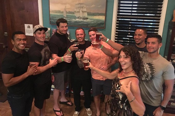 Walking Pub Tour - VIP-style bar stops plus drink discounts at each place