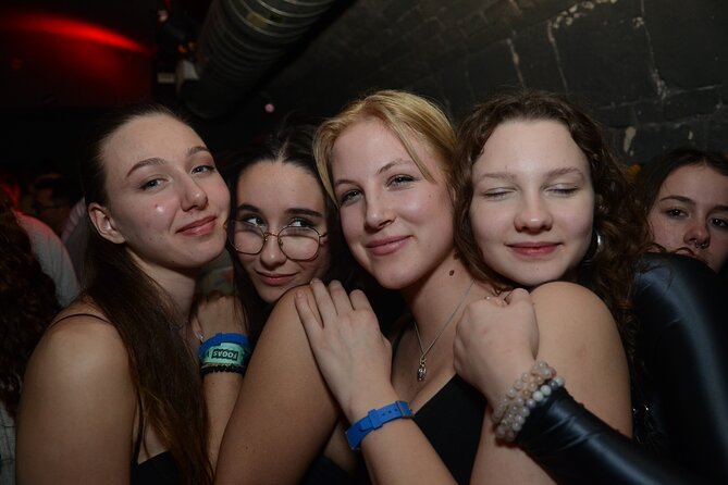 Warsaw: The Original Pub Crawl with Optional Open Bar - Safety, crowd size, and the one downside to take seriously