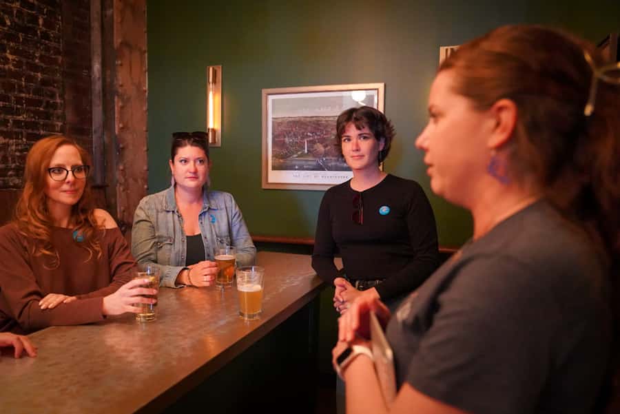 Washington, D.C.: History Tour Pub Crawl - Should you book the Washington, D.C. History Tour Pub Crawl?