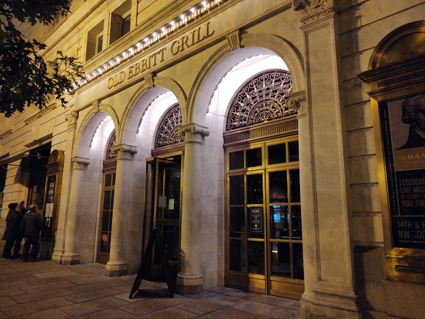 Washington DC: Ghosts Boos and Booze Haunted Pub Crawl - Rhode’s Tavern and the DC drinking DNA