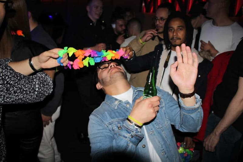 Wild Night Pub Crawl: Free Shots, Games & VIP Club Entry! - The 3.5-hour flow: guided stops plus a real club finish