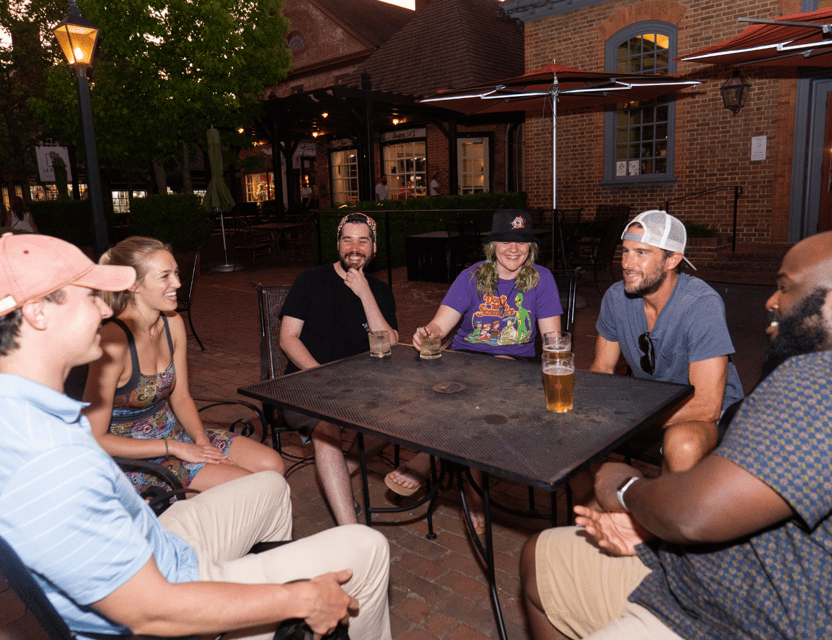 Williamsburg: Colonial Ghosts Haunted Pub Crawl - Where You Start: 424 Duke of Gloucester Street and the Thomas Jefferson Bench