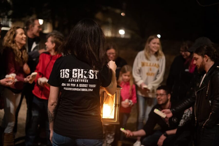 Williamsburg: Colonial Ghosts Haunted Pub Crawl - Wythe House: Revolutionary-Era Atmosphere to End With