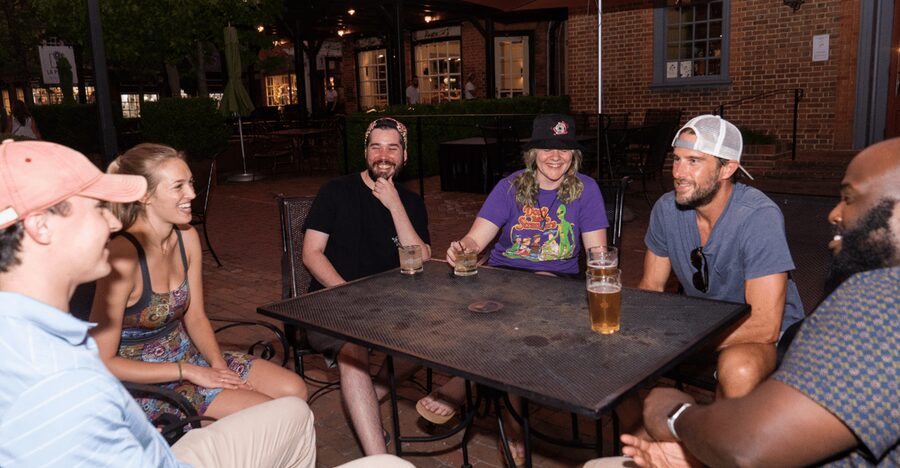 Williamsburg: Colonial Ghosts Haunted Pub Crawl - Drink First, Then Get Spooked: Pints, Mocktails, and Pub Breaks