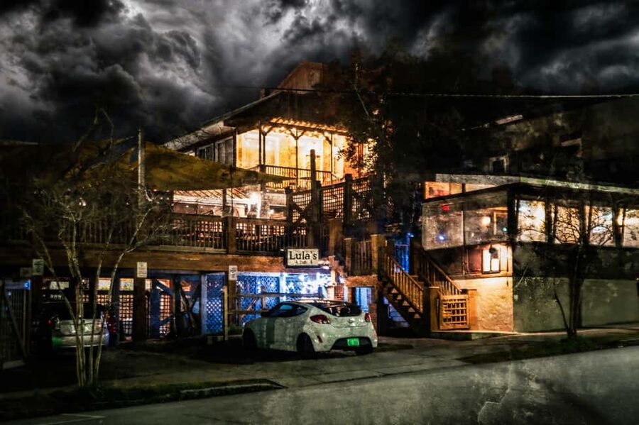 Wilmington: Boos and Booze Haunted Pub Crawl - Price and Value: What $28 Buys in Wilmington